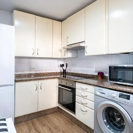 Apartment En Con Piscina,golf Y Parking Privado Marbella